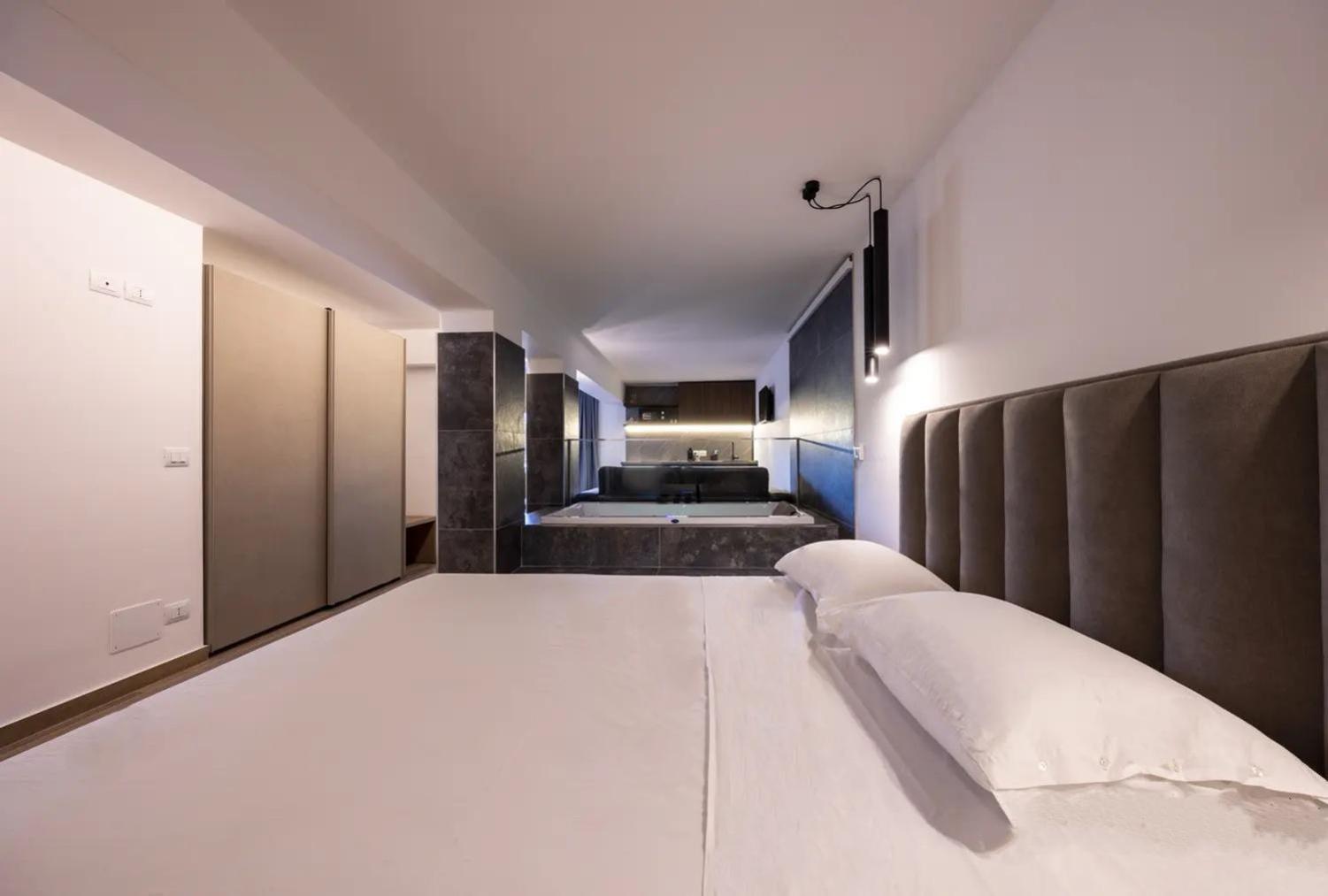 La Brisa Aparthotel Capo dʼOrlando Εξωτερικό φωτογραφία