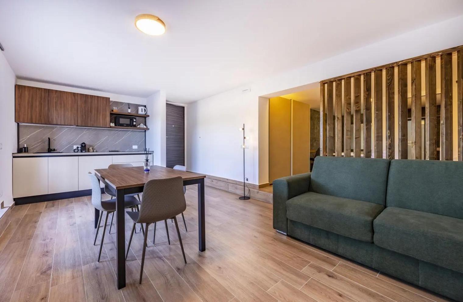 La Brisa Aparthotel Capo dʼOrlando Εξωτερικό φωτογραφία